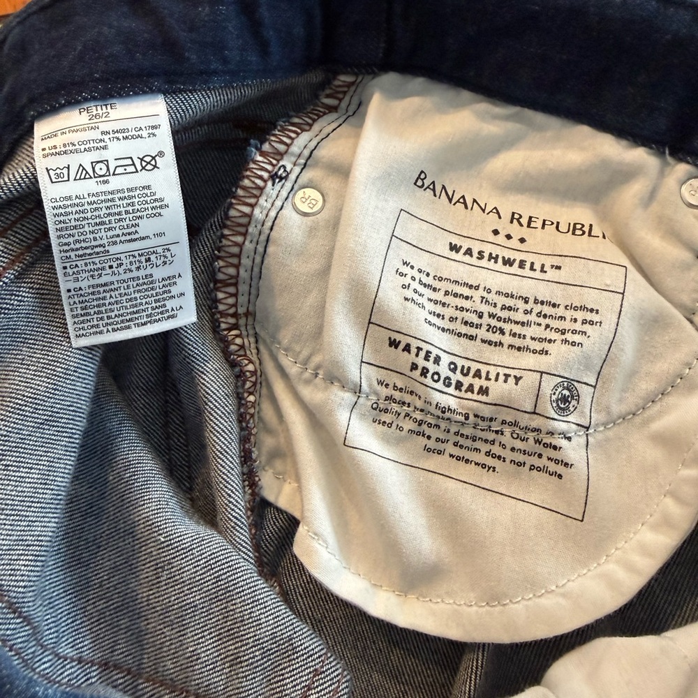 Banana Republic Dark Blue Washwell Jeans - Picture 2 of 6